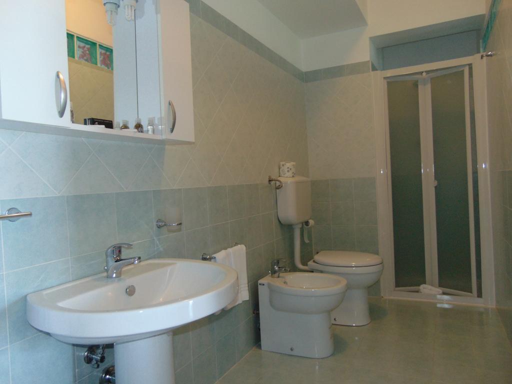 Tus'Hotel Apartments Tusa Bagian luar foto