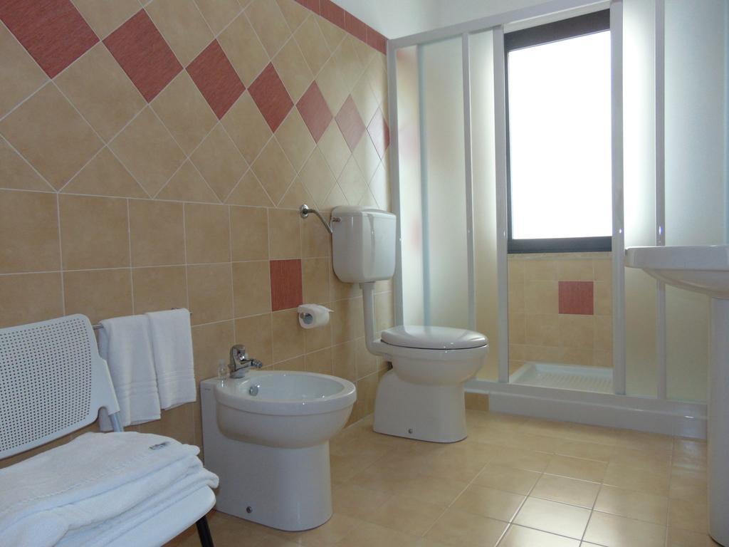 Tus'Hotel Apartments Tusa Bagian luar foto