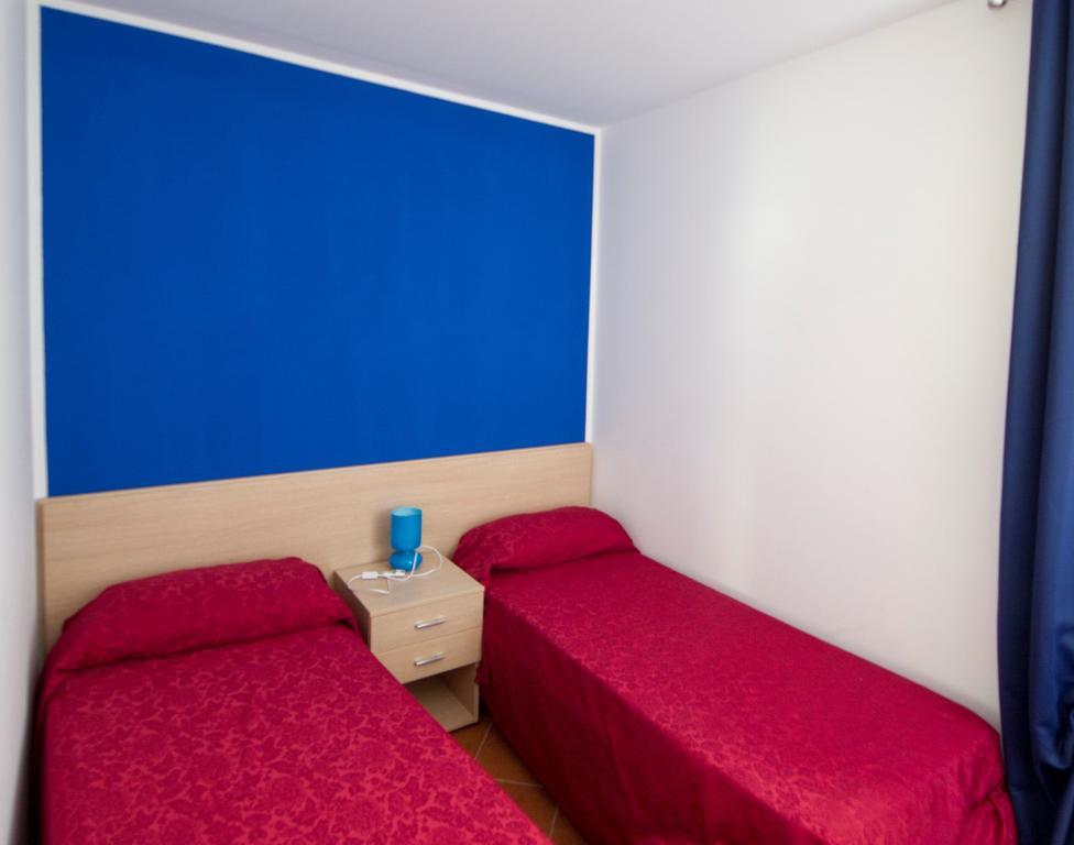 Tus'Hotel Apartments Tusa Bagian luar foto